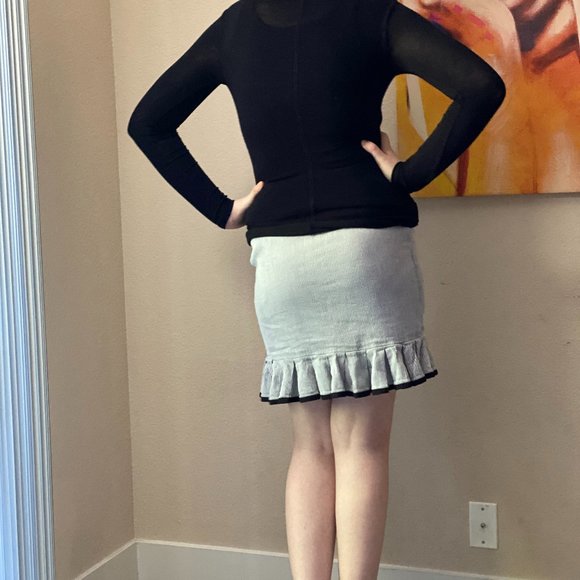 Larry Levine Black and White Striped Skirt - Picture 2 of 2